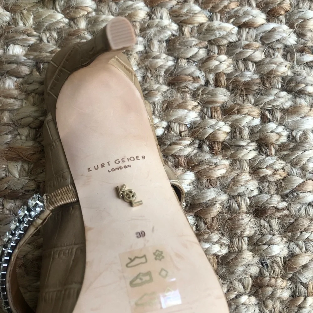 New: Kurt Geiger London Duke Jeweled Mule. Size 39 - Picture 10 of 14